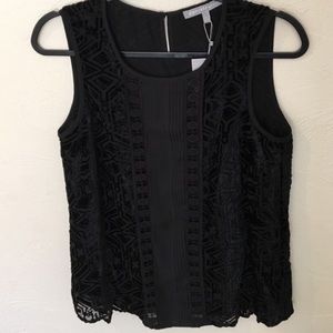 NWT Daniel Rainn top